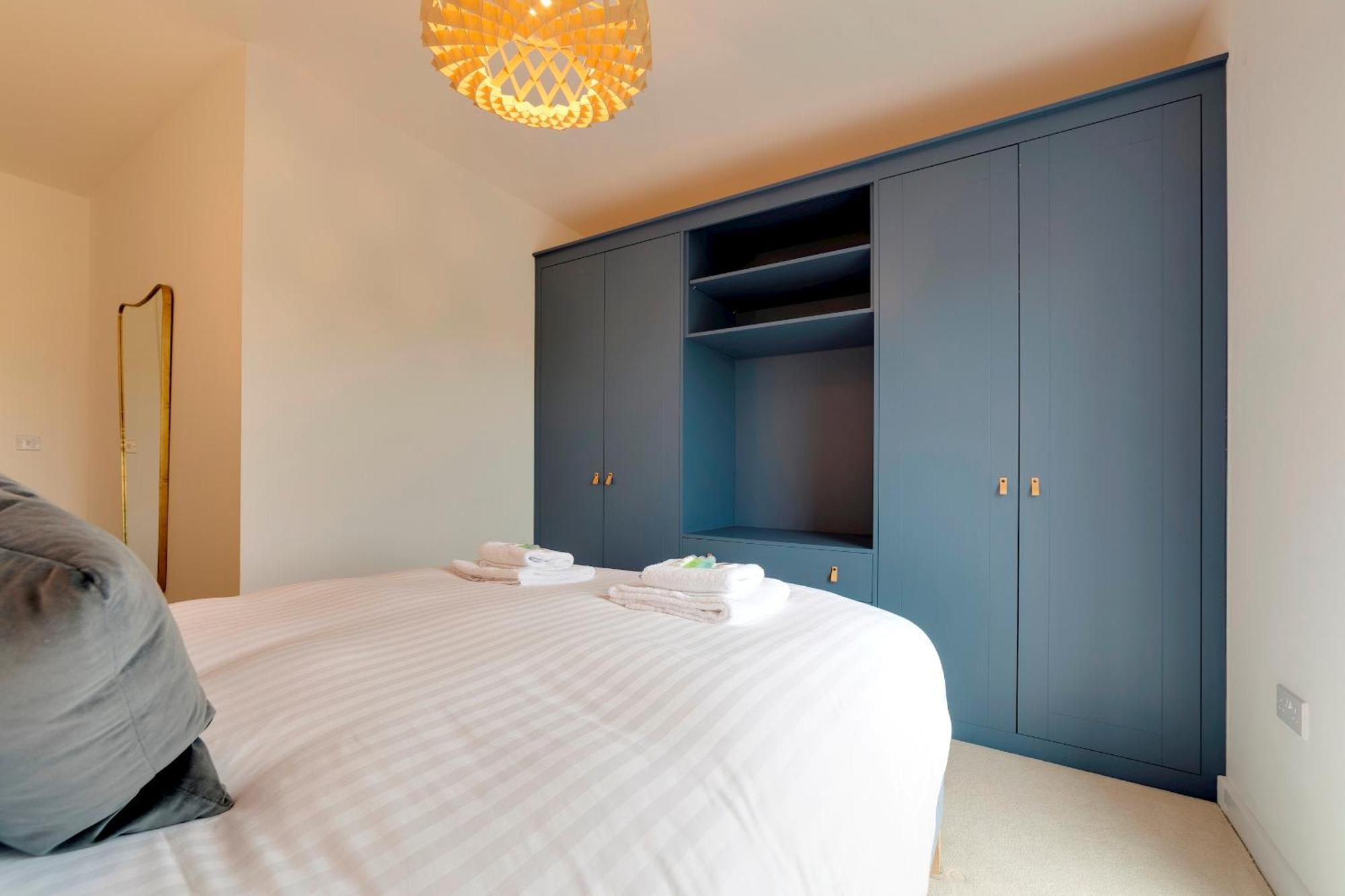 Pass The Keys Stunning And Spacious Modern Flat - Own Car Park Кембридж Экстерьер фото